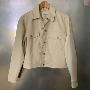 Aritzia Wilfred Free Color Birch Gaze Jacket Boxy vegan leather shirt jacket.